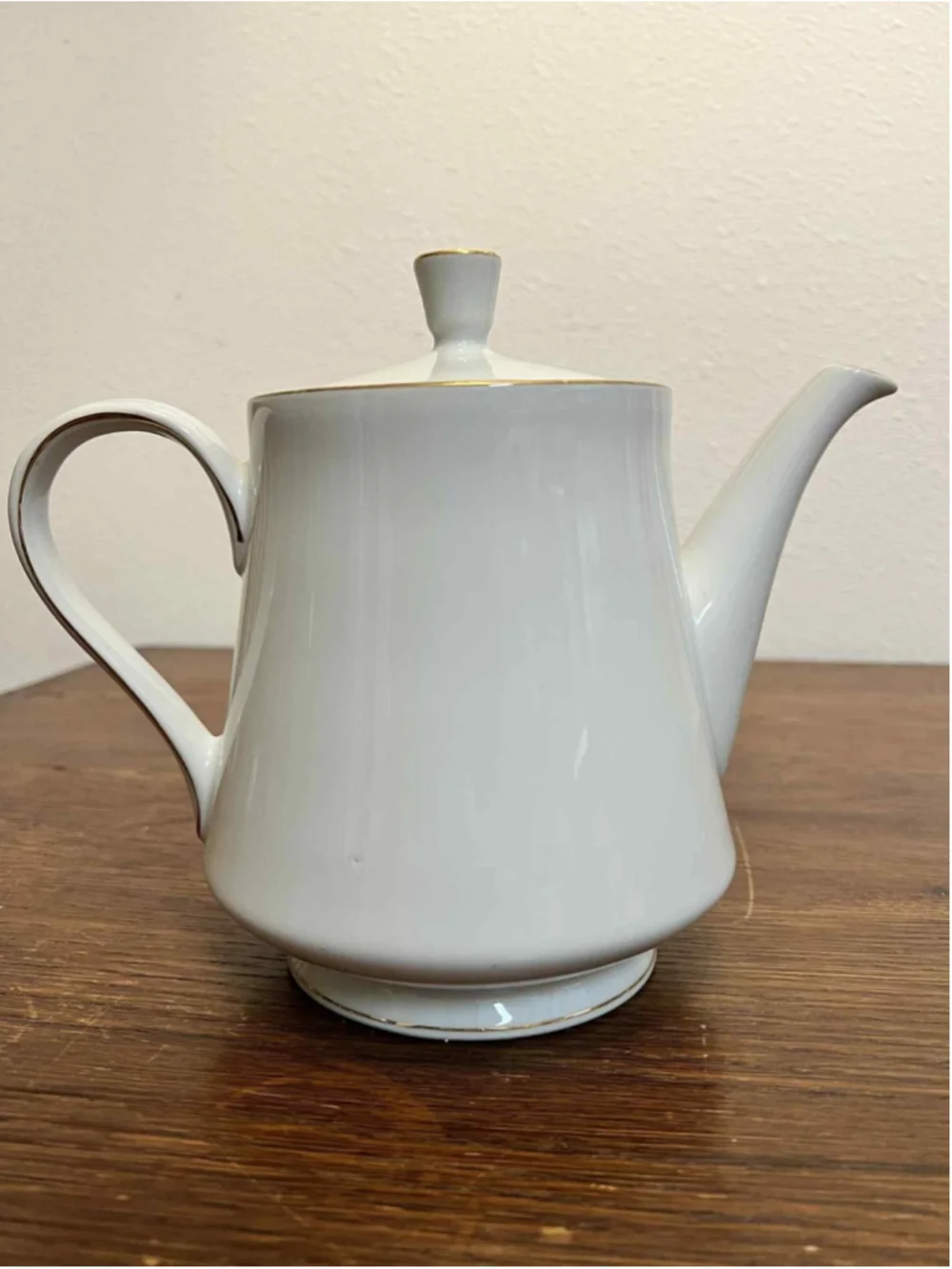 Vintage Holly Hobbie Teapot Happy Is the Home Gold Trim Porcelain w/Lid Server